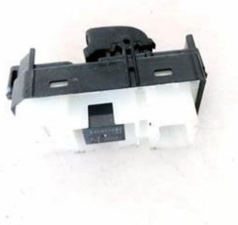 1PCS Lift Electric Switch OEM 8403048070 84030-48070 in Saudi Arabia