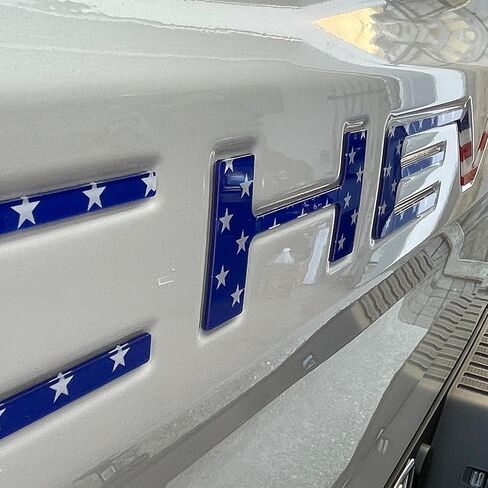 أحرف إدراج الباب الخلفي متوافقة مع Chevy Silverado 2019 2020 2021 2022 2023 2024 2025 ملحقات شارة شعارات خلفية ثلاثية الأبعاد مع لاصق قوي أسود غير لامع in Kuwait