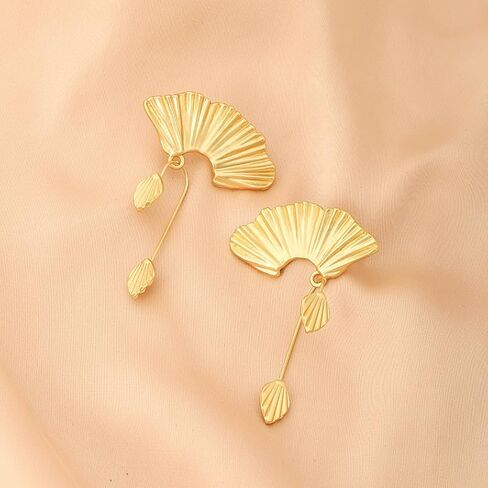 Bohemia Statement Leaf Stud Earrings for Women Retro Leaf Fan Shape Leaf Earrings Fashion Chunky Gold Plant Earring Bohemian Flower Earring Vacation Jewelry Gift in Saudi Arabia