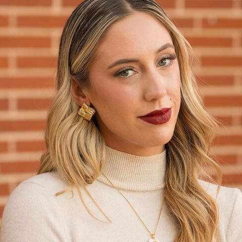Ribbed Square Earrings Gold | Gold Textured Pinwheel Earrings Earrings | 18K Gold-Plated Square Statement Earrings in Saudi Arabia