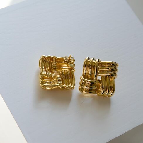Ribbed Square Earrings Gold | Gold Textured Pinwheel Earrings Earrings | 18K Gold-Plated Square Statement Earrings in Saudi Arabia
