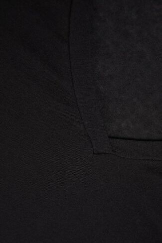 Intimissimi Woman's V-Neck top in Modal Ultralight with Cashmere in Saudi Arabia