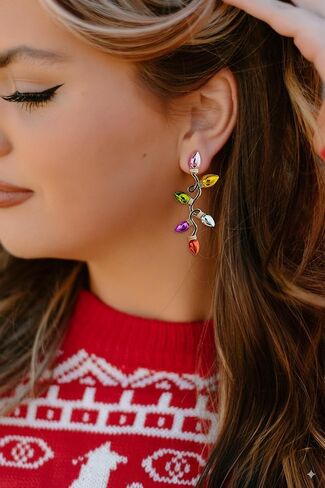 Cute Christmas Earrings for Women Holiday Martini Glass Dangle Earrings Colorful Candy Cane Cheer Earring Xmas Accessory in Kuwait