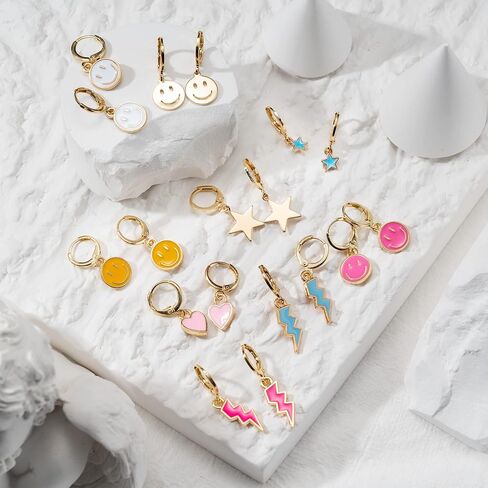 مجموعة أقراط Preppy مع أقراط متدلية ملونة على شكل ابتسامة سعيدة ومشرقة على شكل قلب ونجمة ذهبية صغيرة أقراط متدلية عصرية Y2K هدايا مجوهرات Preppy للفتيات المراهقات والنساء والأطفال in Kuwait