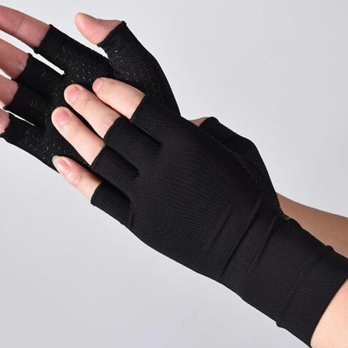 1Pair Black Silicone Gloves, Soft Wrist Protection, Sports Cycling Half Finger Gloves in Saudi Arabia