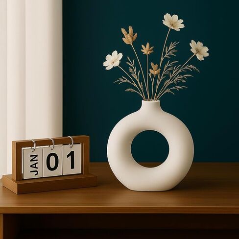 Modern White Ceramic Vase - 7.5 Inch Tall - Ceramic Flower Vase. Home Decor, Centerpiece, Coffee Table, Living Room, Flowers, Entryway, Bookshelf. in Kuwait