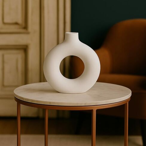 Modern White Ceramic Vase - 7.5 Inch Tall - Ceramic Flower Vase. Home Decor, Centerpiece, Coffee Table, Living Room, Flowers, Entryway, Bookshelf. in Kuwait