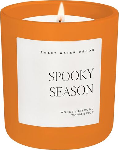 شمعة معطرة برائحة البرتقال للموسم المخيف من Sweet Water Decor - شموع الهالوين مع توابل خشبية دافئة ورائحة الحمضيات - شموع مزخرفة مصنوعة من القطن بنسبة 100% مع وقت احتراق لمدة 40 ساعة - شمعة برطمان برتقالية سعة 15 أونصة in Kuwait