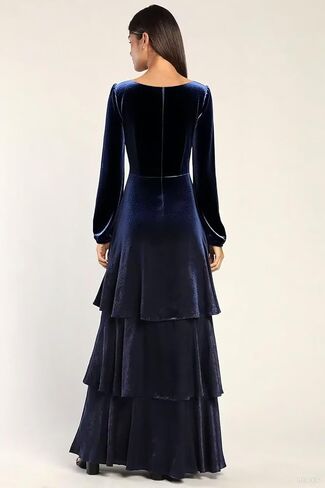 فساتين وصيفة الشرف مخملية بأكمام طويلة 2025 متدرجة على شكل حرف V مشد رسمي فستان طويل للحفلات المسائية in Kuwait