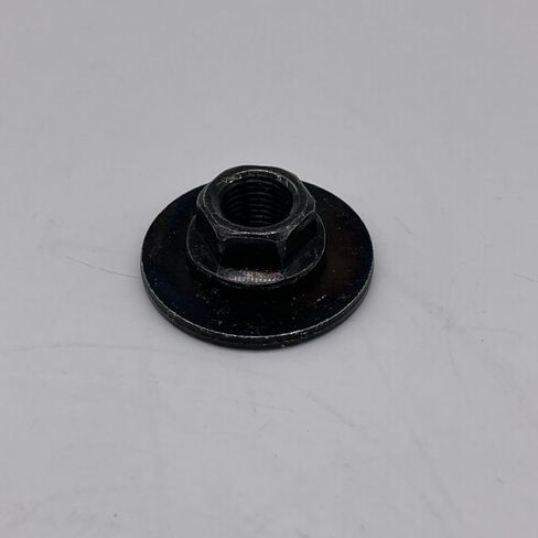 1PCS 4 Nuts OEM 90179-12115 9017912115 in Saudi Arabia