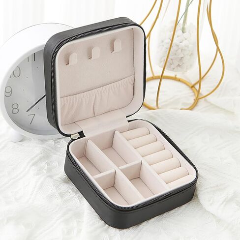 Travel Jewelry Box, Small Jewelry Travel Organizer Case Travel Essentials Christmas for Women, White in Saudi Arabia
