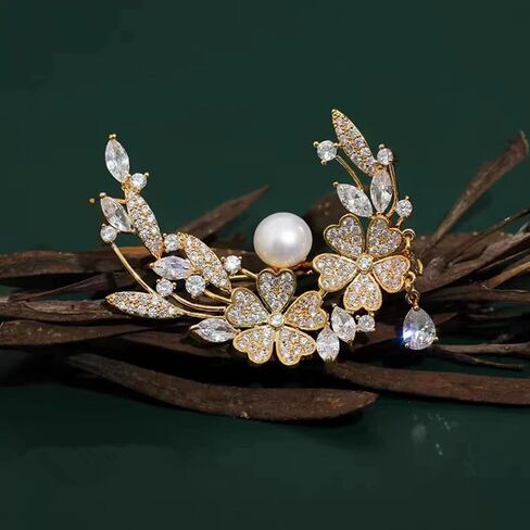 Elegant Flower Brooch Pin for Women, Rhinestone & Cubic Zirconia Pearl Hollow Out Design, Handmade Crystal Brooches Pins for Wedding Party, Coats, Jackets, Scarves & Sweaters Accessories in Saudi Arabia