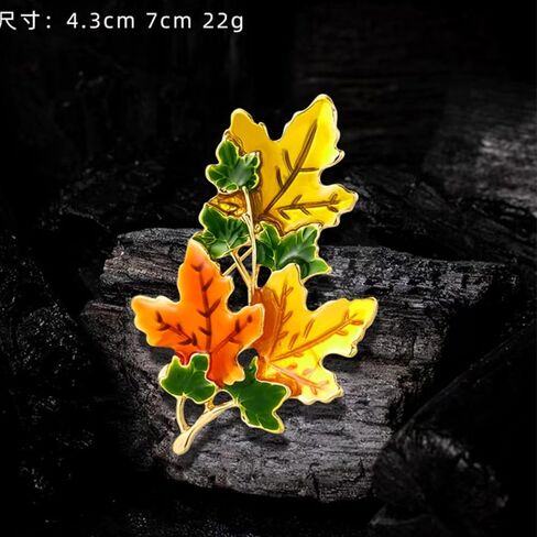 Thanksgiving Brooch Pin for Women Autumn Yellow Orange Red Fall Leaves Brooch Pin Thanksgiving Jewelry Accessory Gifts Decoration in Saudi Arabia