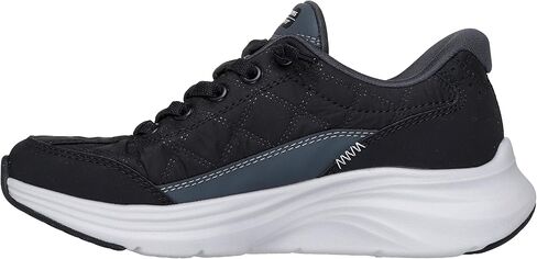 حذاء رياضي Skechers للأولاد بدون استخدام اليدين سهل الارتداء من الفوم بمقاس مريح 403892l (للأطفال الكبار الصغار) in Kuwait