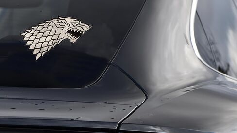 Elektroplate Officially Licensed Game of Thrones House Stark Dynamic Decal - 3.2" x 4.75" | Premium All Weather for Car, Water Bottle, Laptop, Tablet, Window, Cooler, Toolbox, Phone | Made in The USA in Saudi Arabia