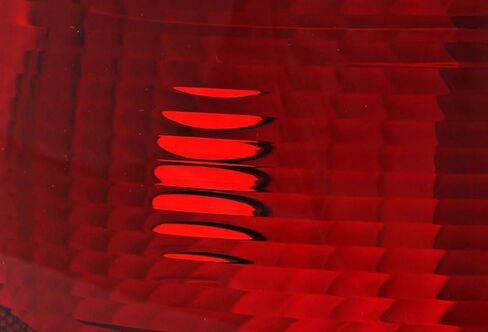 For Chrysler Dodge Town & Country | Caravan | Grand Caravan | Voyager Outer Tail Light 2001 2002 2003 Driver Left Side Taillamp Replacement in Saudi Arabia