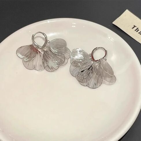 Dainty Retro Ginkgo Leaf Petal Hoop Earrings for Women Cute Unique Vintage Hollow Leaves Drop Dangle Earring Charming Y2k Party Prom Jewelry Accessory in Saudi Arabia