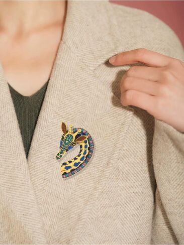 Colored Enamel Giraffe Animal Brooch Pin for Women Men Gold Plated Fashion Rhinestone Dress Hat Costume Accessories Creative Birthday Holiday Decor Jewelry for Pet Lover in Saudi Arabia