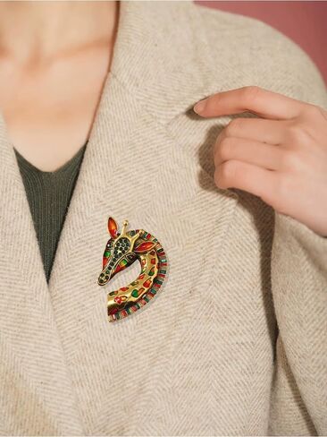 Colored Enamel Giraffe Animal Brooch Pin for Women Men Gold Plated Fashion Rhinestone Dress Hat Costume Accessories Creative Birthday Holiday Decor Jewelry for Pet Lover in Saudi Arabia
