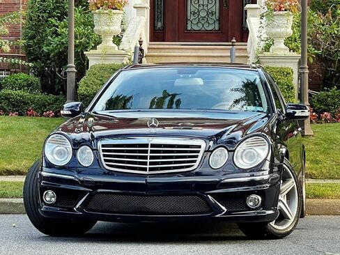 iJDMTOY عدسة شفافة بيضاء كاملة بشريط LED أمامي مجموعة ضوء علامة متوافقة مع 2007-2009 Mercedes W211 E-Class LCI، مدعوم بـ 60-SMD LED، استبدل مصابيح العلامات الجانبية الكهرمانية OEM in Saudi Arabia