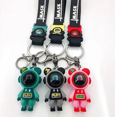 Trendy Universe Astronaut Bear Key Ring - Cool Creative Keychain for Men Women Cute Pilot Bear Pendant Key Accessory in Saudi Arabia