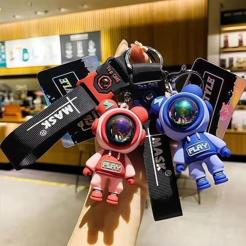 Trendy Universe Astronaut Bear Key Ring - Cool Creative Keychain for Men Women Cute Pilot Bear Pendant Key Accessory in Saudi Arabia