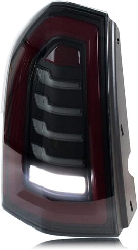 براعة الوقت LED أضواء خلفية لكرايسلر 300 300C 2011-2014 بدء الرسوم المتحركة متتابعة بدوره إشارة المصابيح الخلفية السوداء ملحقات الجمعية in Kuwait