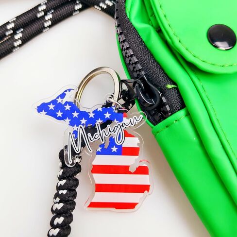 Michigan Souvenirs Keychain With Key Ring - American Flag Keychain, Key Holder For Gifts,Souvenirs From Usa,Spot M in Saudi Arabia
