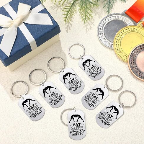 Quelay 24 قطعة سلسلة مفاتيح المصارعة ملهمة سلاسل المفاتيح المصارعة سحر حلقة رئيسية المصارعة هدايا عيد الميلاد السائبة للمصارعين ومشجعي المصارعة in Kuwait