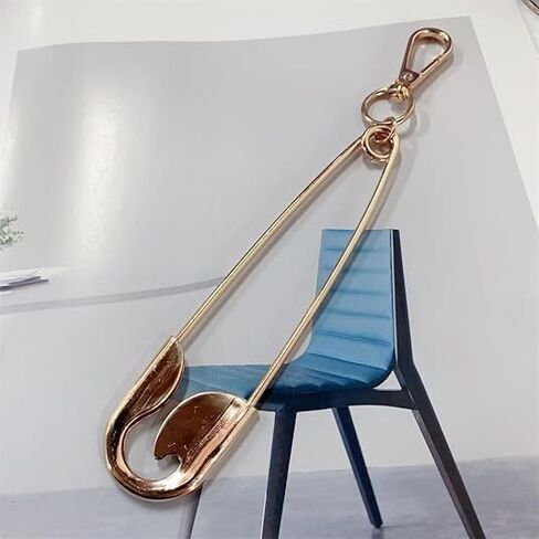 Statement Large Safety Pin Keychain for Men Women Big Vintage Exaggerate Wallet Pants Pendant Hip Hop Rock Goth Wallet Belt Charm Metal Buckle Couple Stylish Punk Gothic Street Jewelry in Saudi Arabia