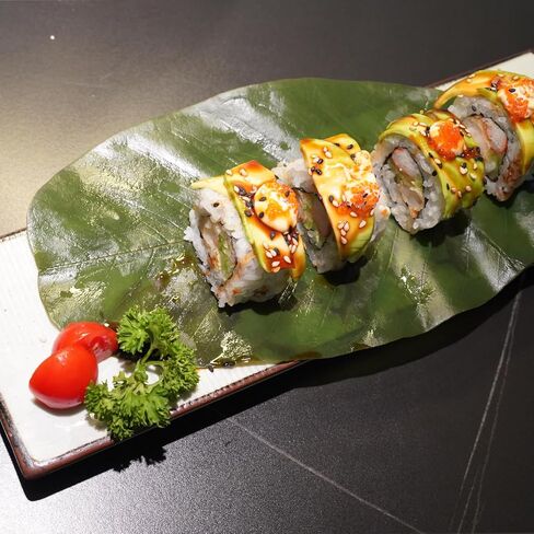 Green Leaves Real Leaves Houpoea Leaf Sushi Plate Decoration Dish Decoration Food Decoration Natural Decor (20, Green) in Saudi Arabia