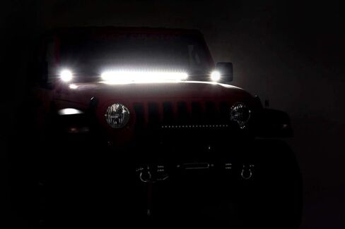 مجموعة مصابيح LED لغطاء محرك السيارة باللون الأسود مقاس 30 بوصة من سلسلة Rough Country لسيارة 18-23 Jeep JL/JT - 70054 in Saudi Arabia