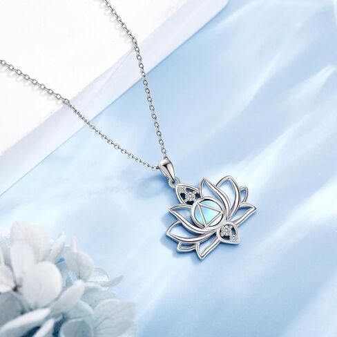 YAFEINI Tulip Necklace 925 Sterling Silver Tulip Flower Pendant Necklaces Heart Flower Jewelry Gifts for Women Tulip Lovers in Kuwait