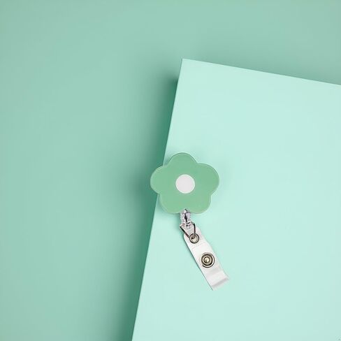 Blue Cute Badge Reel Retractable Flower Floral Nurse Badge Holder Clips Reels ID Name Clip Tag for Nursing Nurses Teacher Pharmacy Medical Lanyards Accessories，Identification Badges and Supplies in Kuwait