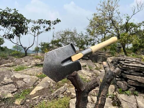 مجرفة OutShovel للتخييم A3 Wolf Warrior مجرفة بمقبض من الخشب الصلب، مجرفة حديقة جيولوجية، أداة ترسيخ مجرفة تكتيكية من الفولاذ الكربوني للطرق الوعرة والمشي لمسافات طويلة وحفر الأوساخ والرمل والطين والثلج in Kuwait
