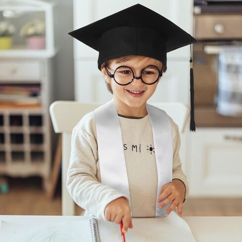 مجموعة 24 قطعة من قبعات التخرج لمرحلة ما قبل المدرسة 2024، 12 قبعة تخرج للجنسين في مرحلة ما قبل المدرسة مع شرابة و12 قبعة تخرج للتخرج في مرحلة ما قبل المدرسة in Kuwait