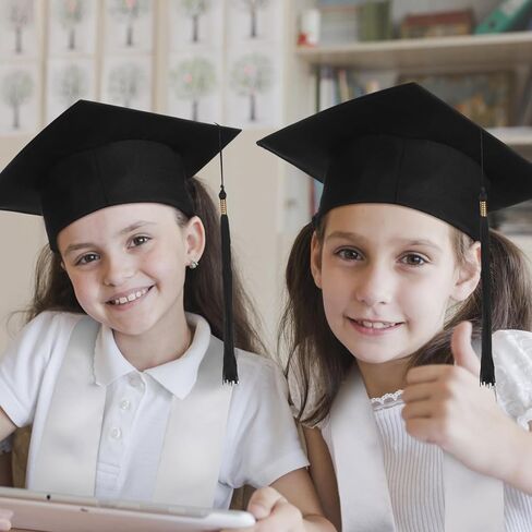 مجموعة 24 قطعة من قبعات التخرج لمرحلة ما قبل المدرسة 2024، 12 قبعة تخرج للجنسين في مرحلة ما قبل المدرسة مع شرابة و12 قبعة تخرج للتخرج في مرحلة ما قبل المدرسة in Kuwait