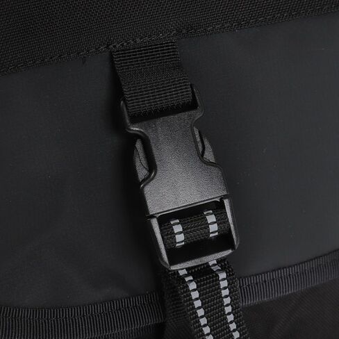حقيبة Chrome Industries Citizen Messenger، حقيبة ظهر تمر بالجسم للنساء والرجال، حقيبة كمبيوتر محمول مقاس 15 بوصة، وإبزيم حزام الأمان الأيقوني، 24 لتر، أسود in Kuwait