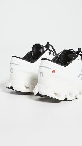 على أحذية Women's Cloud X ، Orange ، 6 in Kuwait