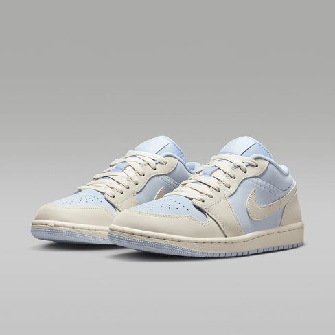 حذاء Air Jordan 1 Low SE للسيدات (HJ7743-010، أسود/أبيض/فضي معدني/أسود) مقاس 7.5 in Saudi Arabia