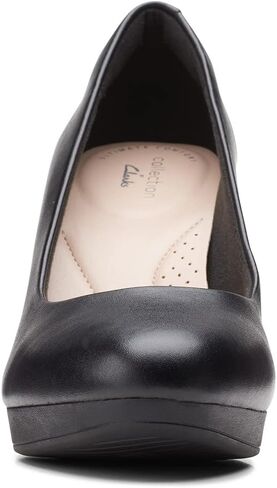 حذاء Ambyr Joy Pump للسيدات من Clarks، مصنوع من مادة صناعية سوداء حاصلة على براءة اختراع، 10 US in Saudi Arabia