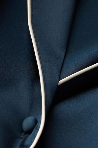 Woman's Menswear Cut Short Sleeve Silk Shirt in Kuwait