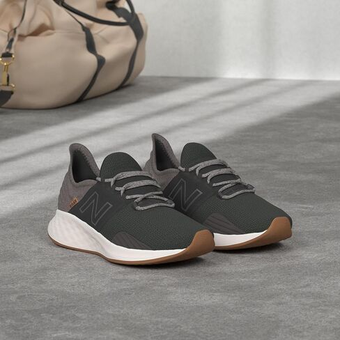 New Balance Women's Jogging Road Running Shoe, 38.5 EU Weit in Kuwait