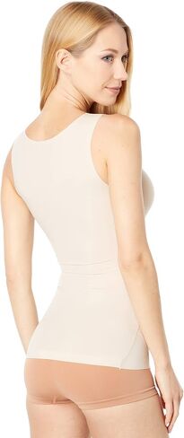ملابس داخلية من SPANX للسيدات ذات حاشية محسنة in Saudi Arabia