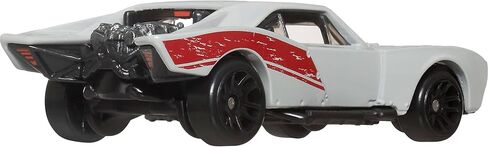 Hot Wheels Batman Toy Car 5-Pack, Set of 5 1:64 Scale Die-Cast Batman-Themed Vehicles Including The Batmobile in Kuwait