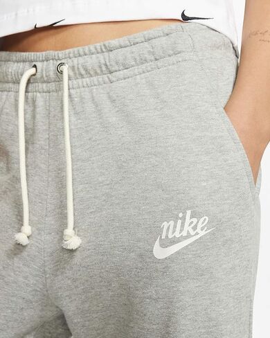 Nike womens Capri in Saudi Arabia