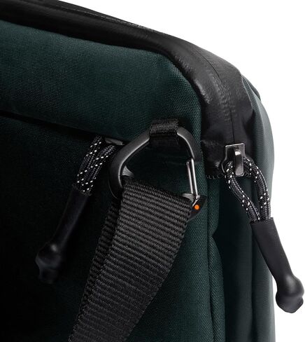 Bellroy Venture Travel Crossbody (حقيبة كروس سوداء/حقيبة سفر مع حماية RFID ومُحسّنة للسفر) in Kuwait