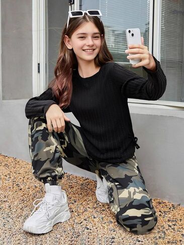 أطقم ملابس الفتيات تي شيرت بأكمام طويلة ورباط مضلع ومكشكش ورقبة دائرية وبنطلون مطبوع عليه صورة مموهة ملابس الفتيات in Kuwait