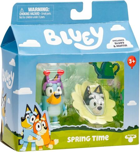 Bluey Figure 2-Pack - Surprise Blaster Suit Pack, 2.5 inch / 6.35 cm Figures of Bluey and Neighbor Chucky, Recreate Favorite Moments from The Bluey Episode - Surprise in Saudi Arabia