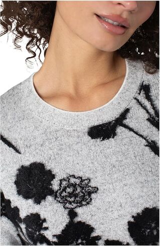 سترة نسائية بأكمام طويلة وياقة دائرية in Kuwait